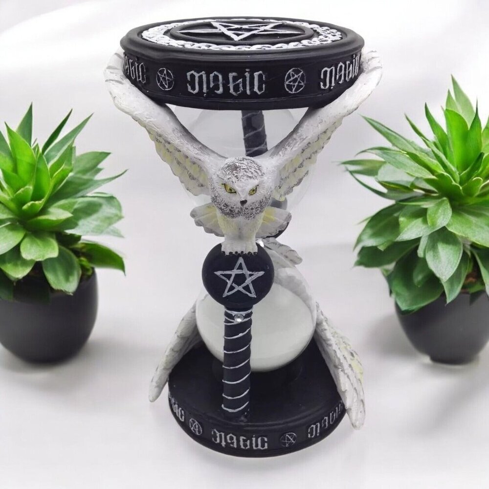 Snowy Owl Magic Sand Timer Pentagram 7 inch Tall New 13418
